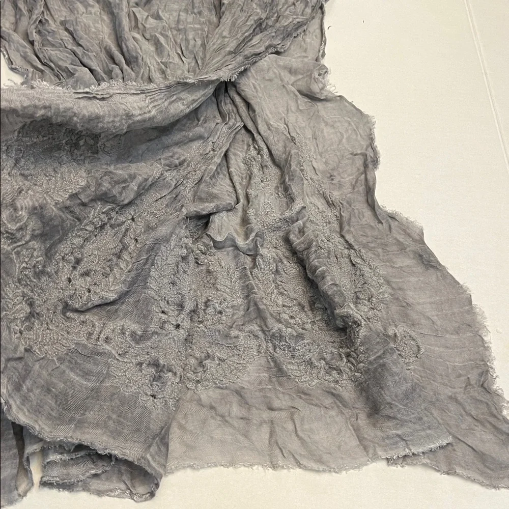 DONCASTER GRAY SOFT EMBROIDERED LARGE SCARF